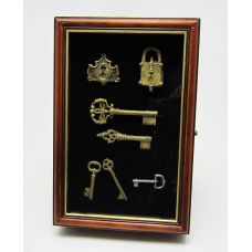 Ключница-коллаж настенная " Старинные ключи" большая